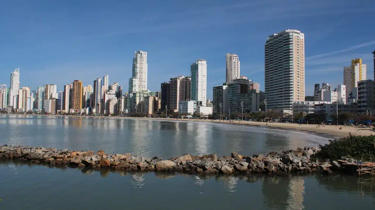 Bairros de Balneário Camboriú que Você Precisa Conhecer
