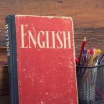 Qual é a origem do inglês e por que ele é tão popular