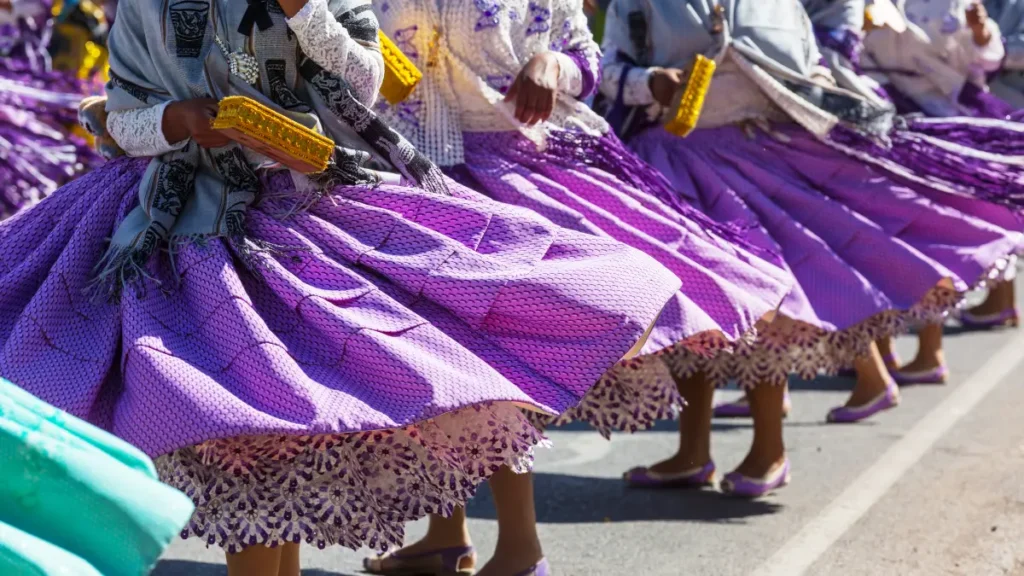 Explorando os ritmos encantadores das danças circulares no Brasil