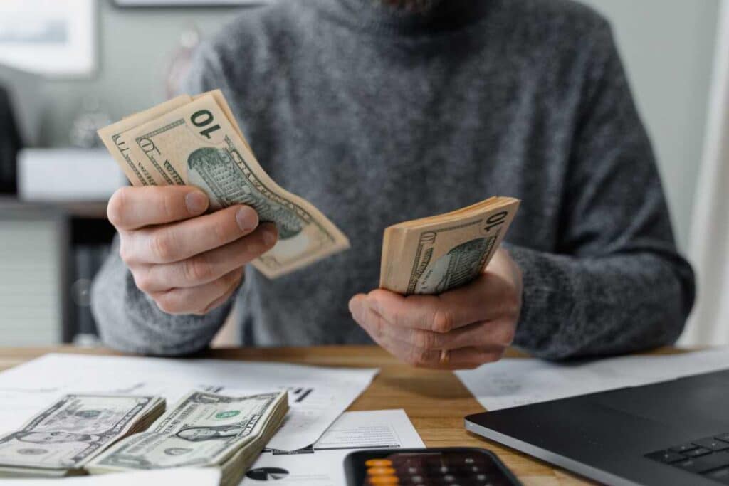 Como consumidores de alto padrão estão mudando seus hábitos financeiros