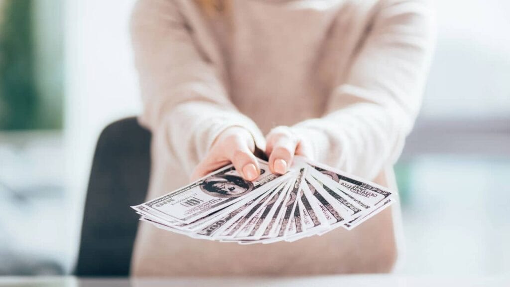 Cinco signos terão energia positiva nas finanças em junho -