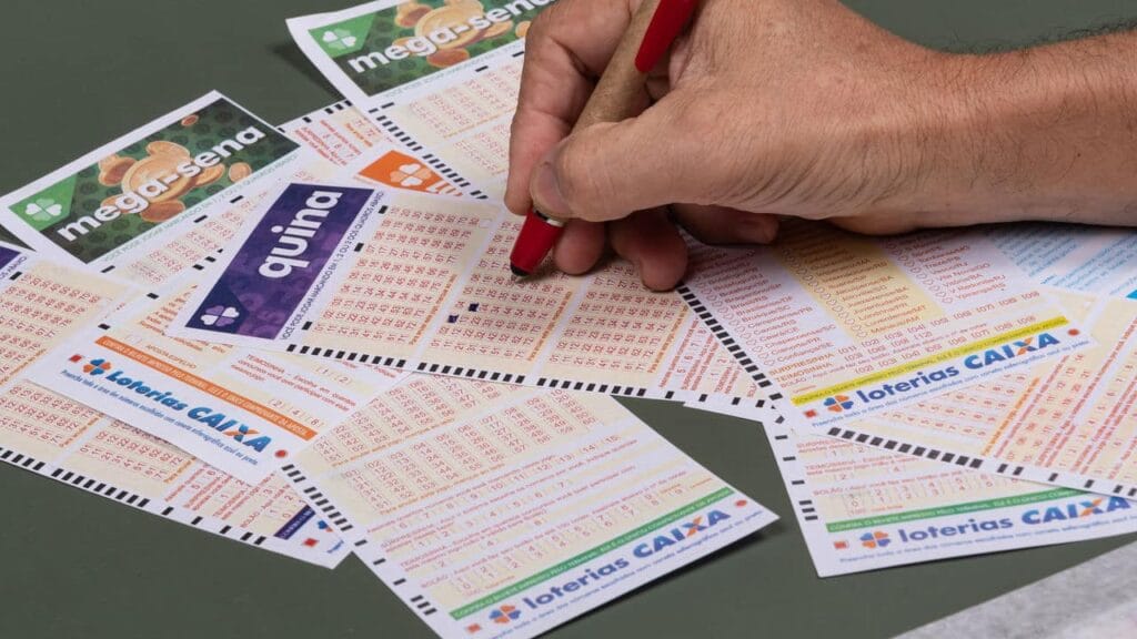 Quina acumula e prêmio atinge R$ 12 milhões -