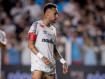 Polêmica da substituição: Neymar, Cuca e árbitros falam