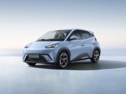 BYD Dolphin Mini bate recorde com 7.577 vendas em maio