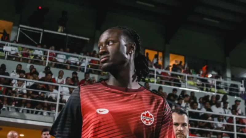 Jogador do Canadá quebra a perna e desabafa: “Teste para a fé”