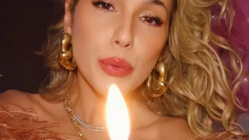 Aniversário de Lívia Andrade reúne famosos nos EUA