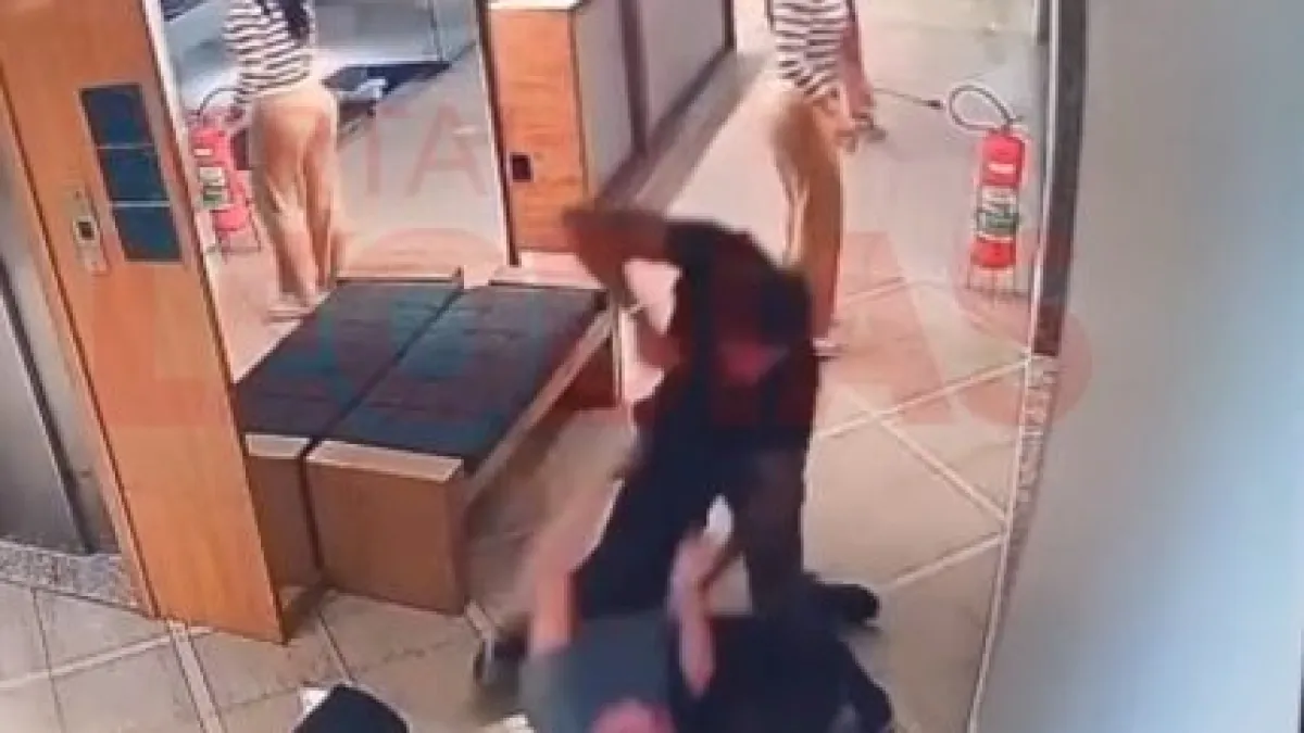 Moradores pedem saída de Aline Mineiro e namorado de condomínio