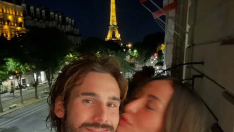 Nicolas Prattes relembra pedido a Sabrina Sato em Paris